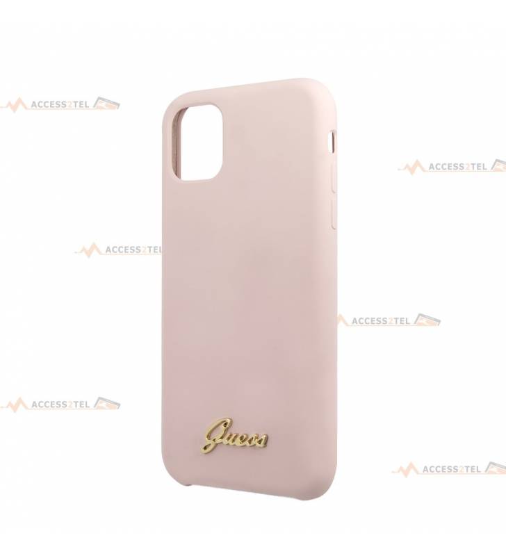 coque de téléphone guess rose pâle avec pin's doré du logo vintage pour iphone 11 pro 