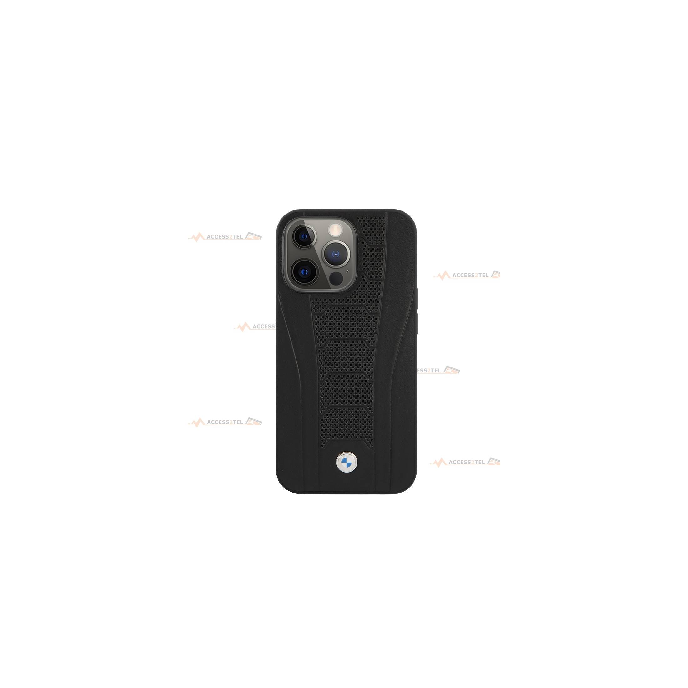 coque de téléphone BMW en cuir noir perforé au centre pour iPhone 13 Pro Max