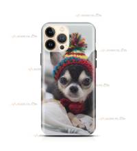 coque de téléphone avec un chihuahua qui porte un bonnet en laine