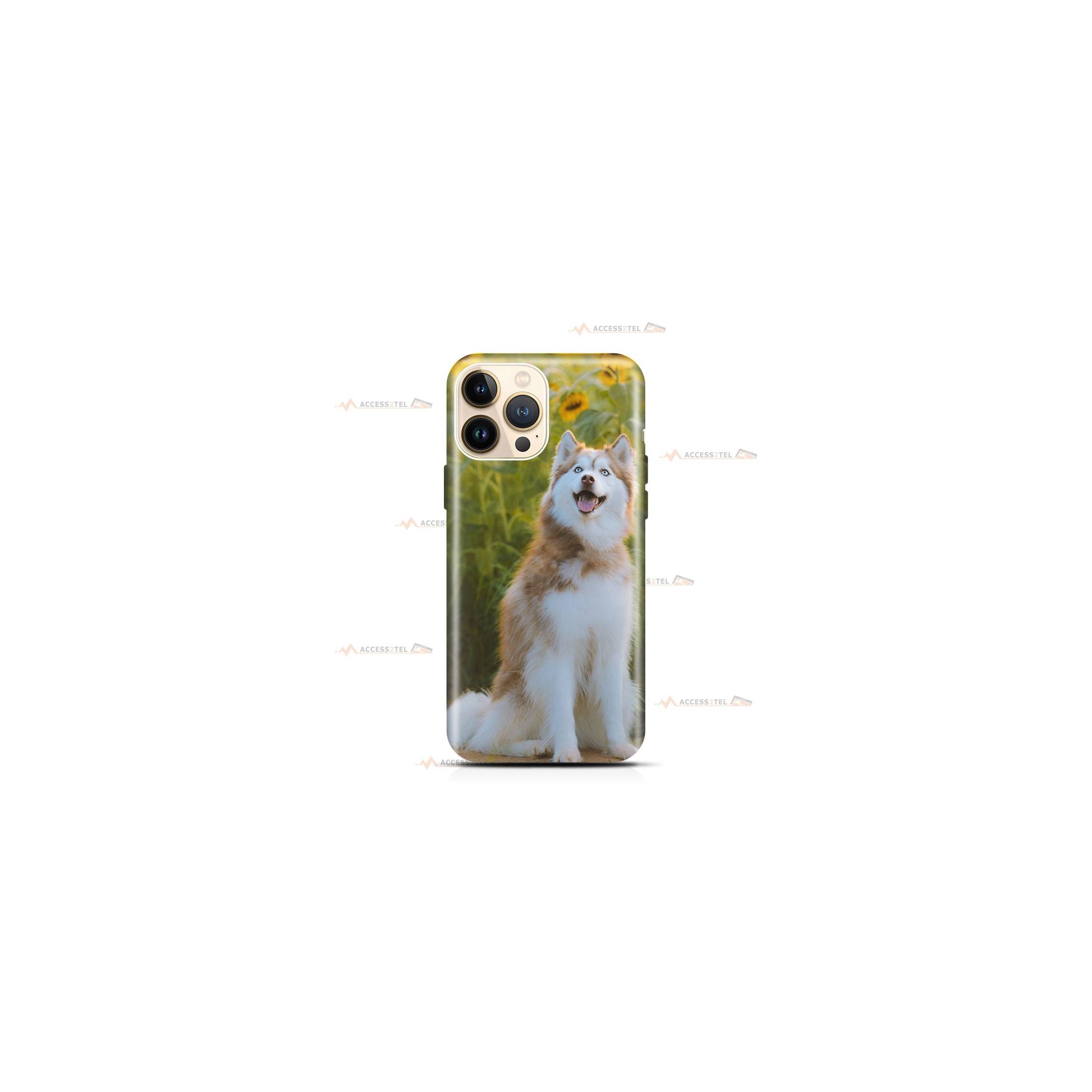 coque de téléphone avec un husky dans un champ de tournesols