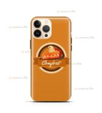 coque de téléphone orange avec une part de tarte au potiron et le texte "comfort"