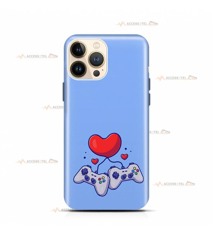 coque de téléphone bleue avec un couple de manettes et un coeur