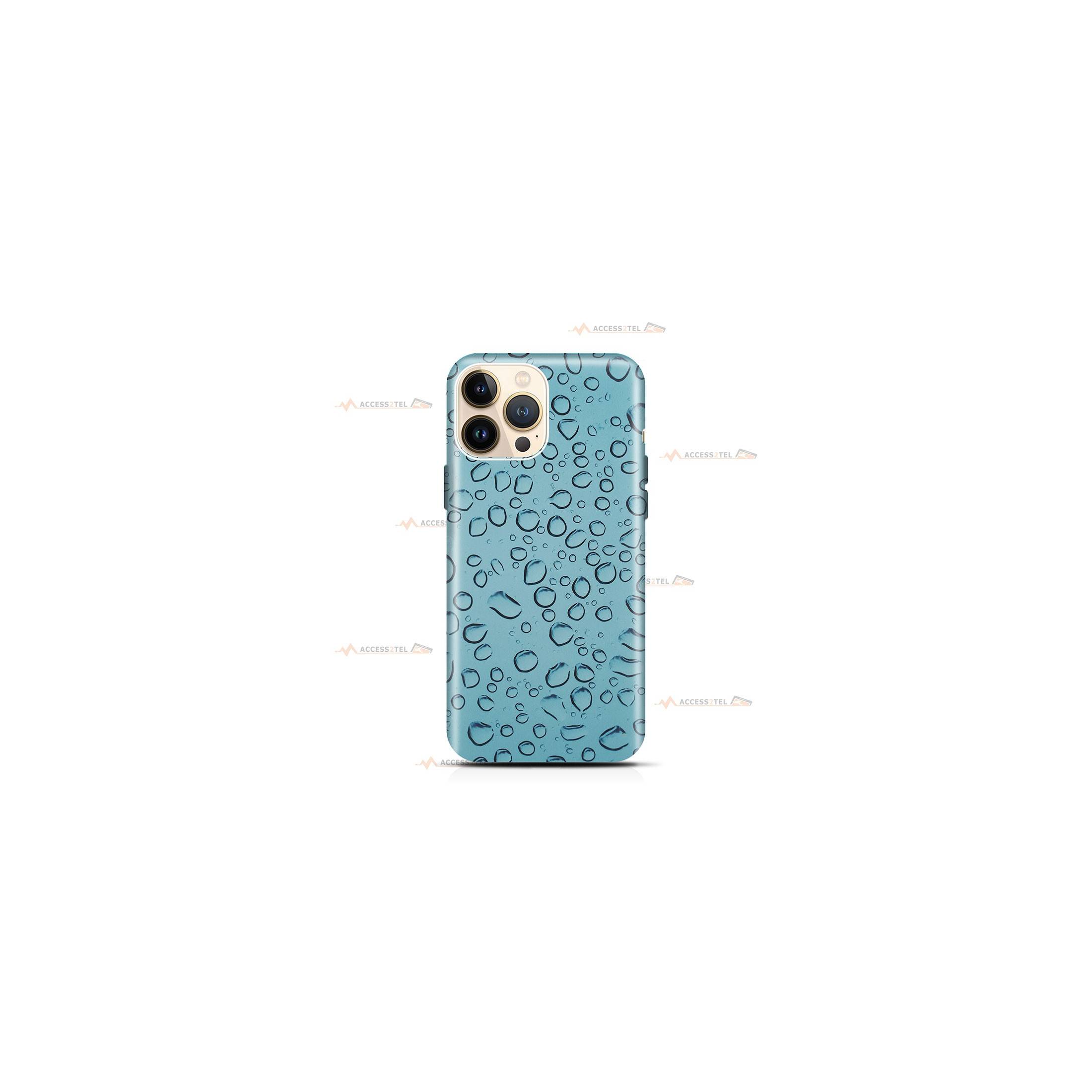 coque de téléphone bleue avec des gouttes de pluie