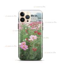 coque de téléphone avec un champ d'anémones roses et rouges