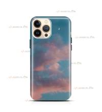 coque de téléphone avec un croissant de lune et des nuages roses