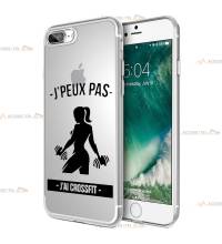 coque pour iphone 7 et iphone 8 transparente avec une femme qui soulève des poids et le texte "j'peux pas j'ai crossfit"