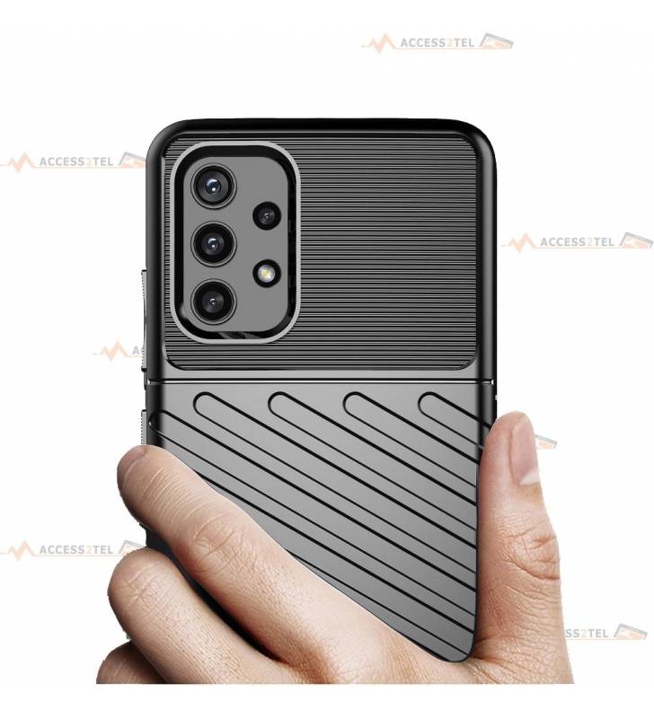 coque renforcée pour samsung galaxy a32 5G TPU dans une main